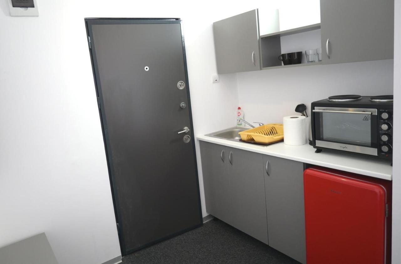 Luana Airport Apartments #8 Otopeni Exterior photo